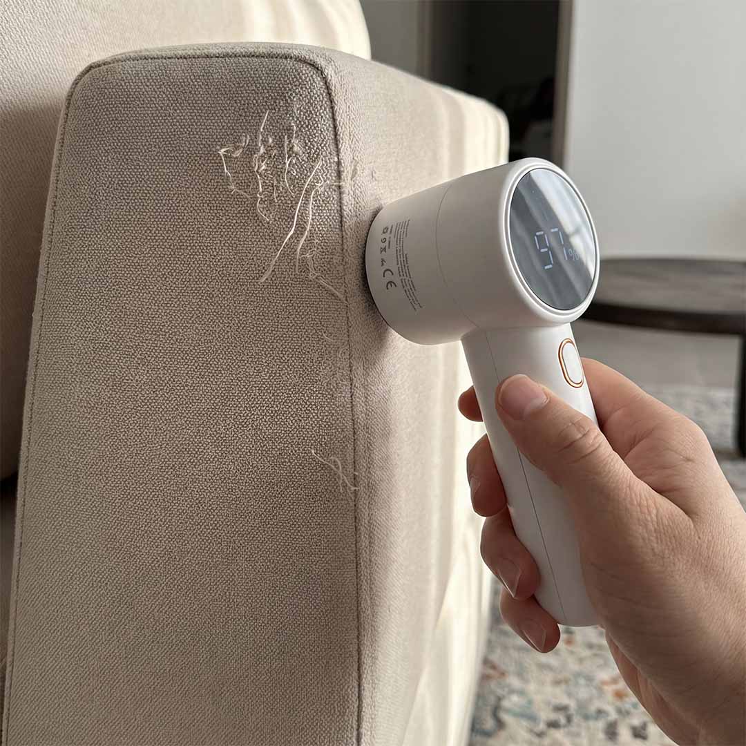 GULGUL - המכשיר שיוריד לכם את הגולגולים מהבגדים והספות